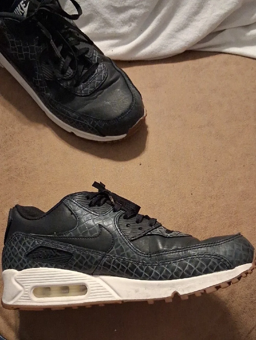 Nike Women’s Air Max 90 Black with White Midsole and Gum Outsole
